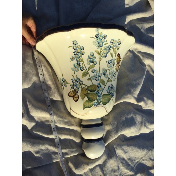 Ceramic wall pocket floral butterfly 14” blue white farmhouse cottagecore garden - Picture 12 of 12